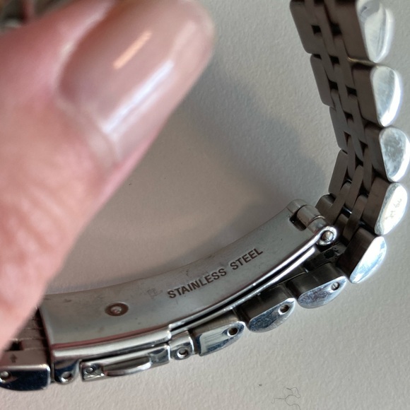 Michael Kors Silver stainless steel small watch - Picture 5 of 10